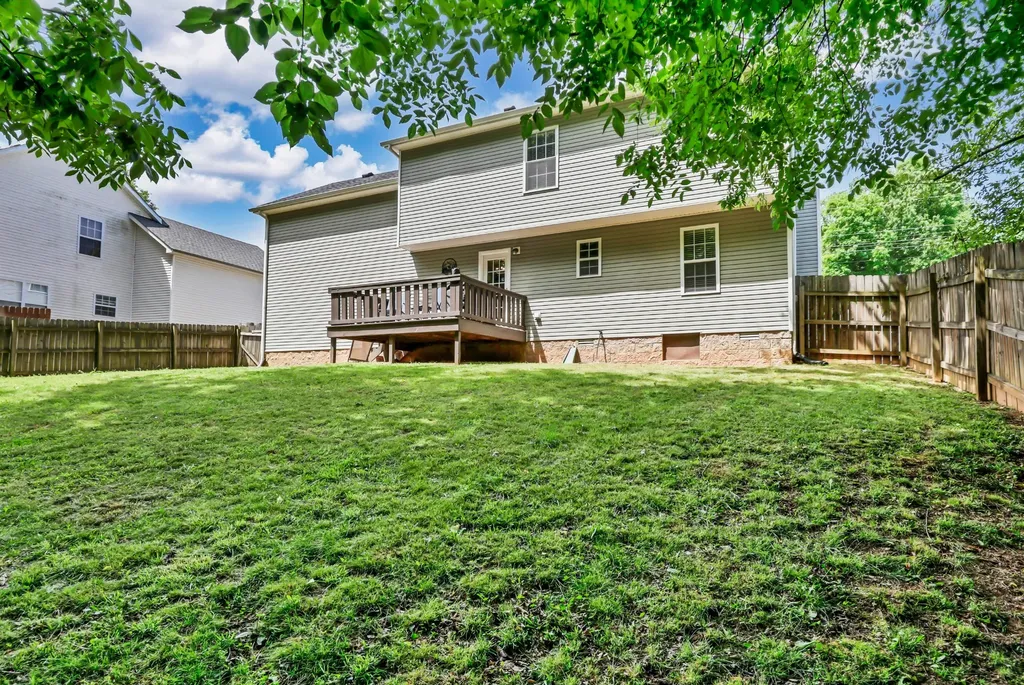3795 Mcallister Drive Clarksville TN 37042