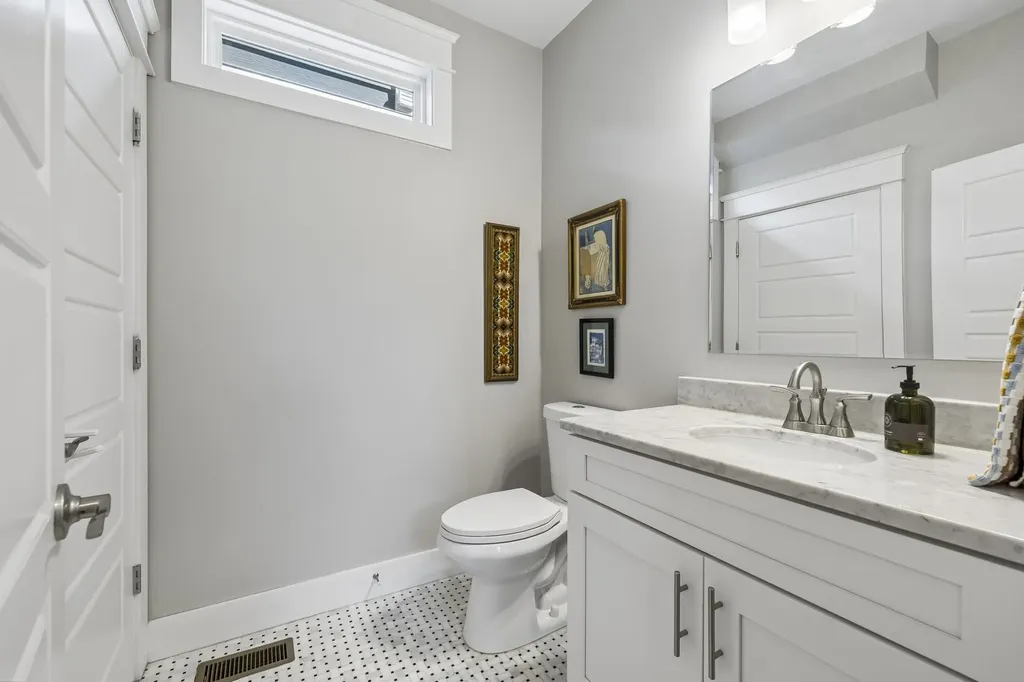 1306A Pennock Avenue Nashville TN 37207