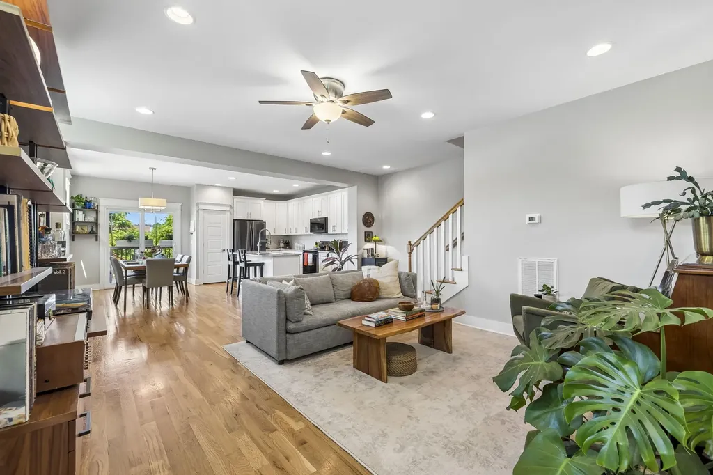 1306A Pennock Avenue Nashville TN 37207