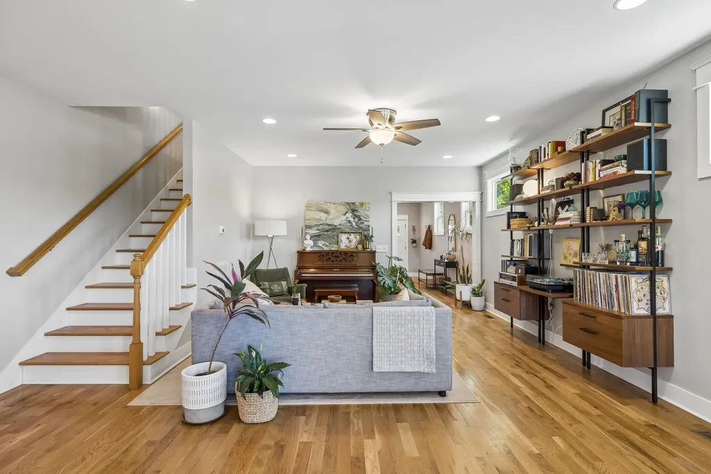 1306A Pennock Avenue Nashville TN 37207