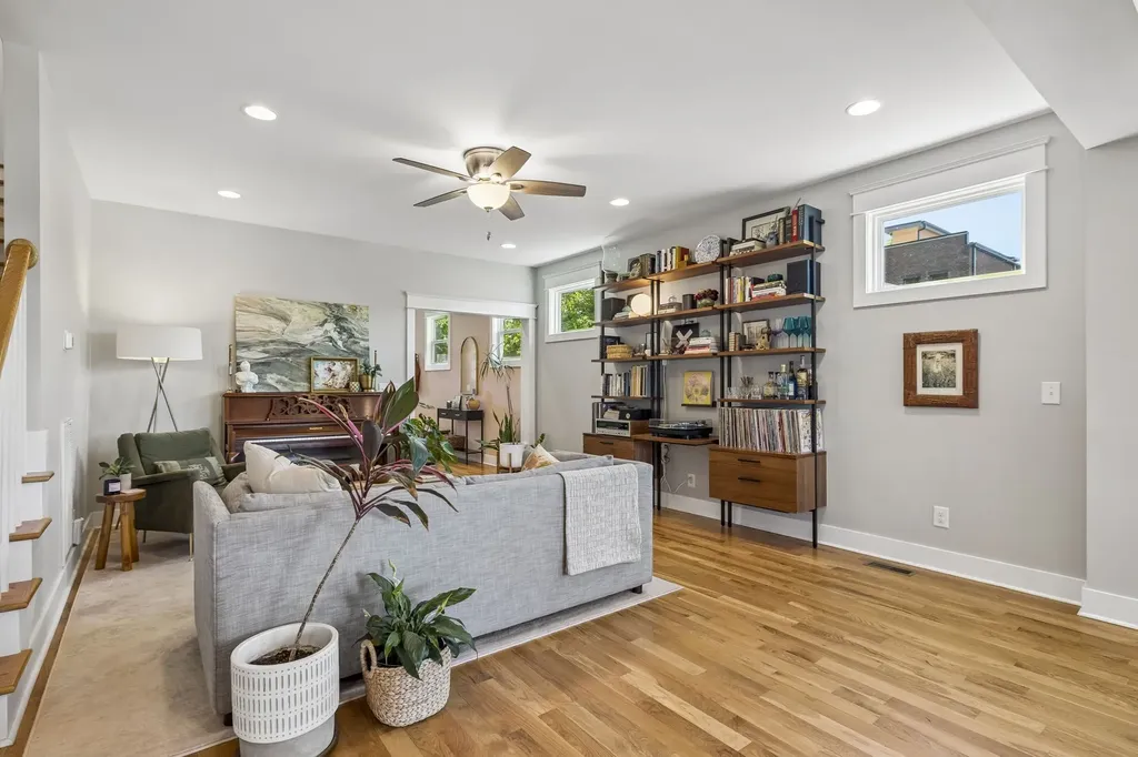 1306A Pennock Avenue Nashville TN 37207