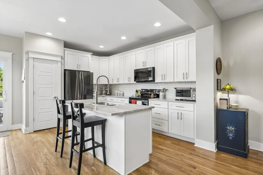 1306A Pennock Avenue Nashville TN 37207