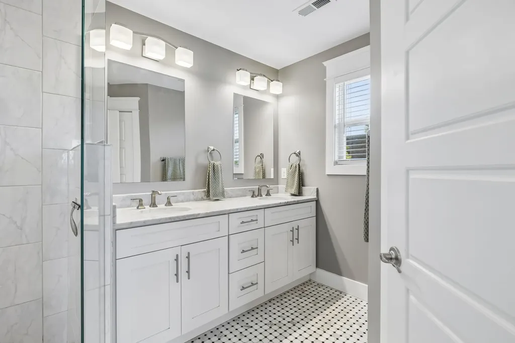1306A Pennock Avenue Nashville TN 37207