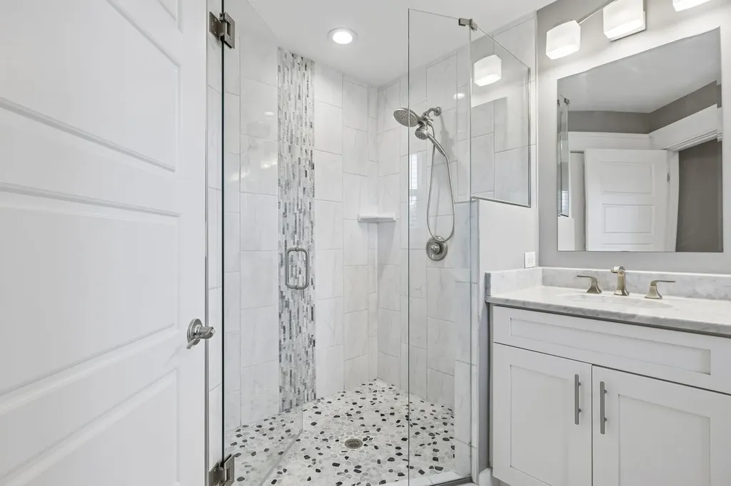 1306A Pennock Avenue Nashville TN 37207