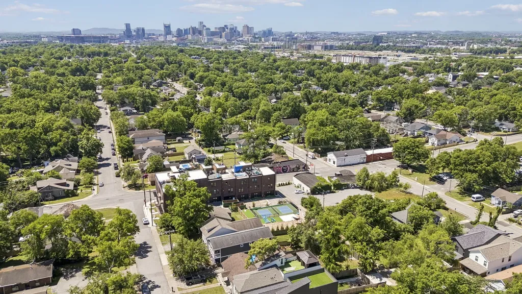 1306A Pennock Avenue Nashville TN 37207