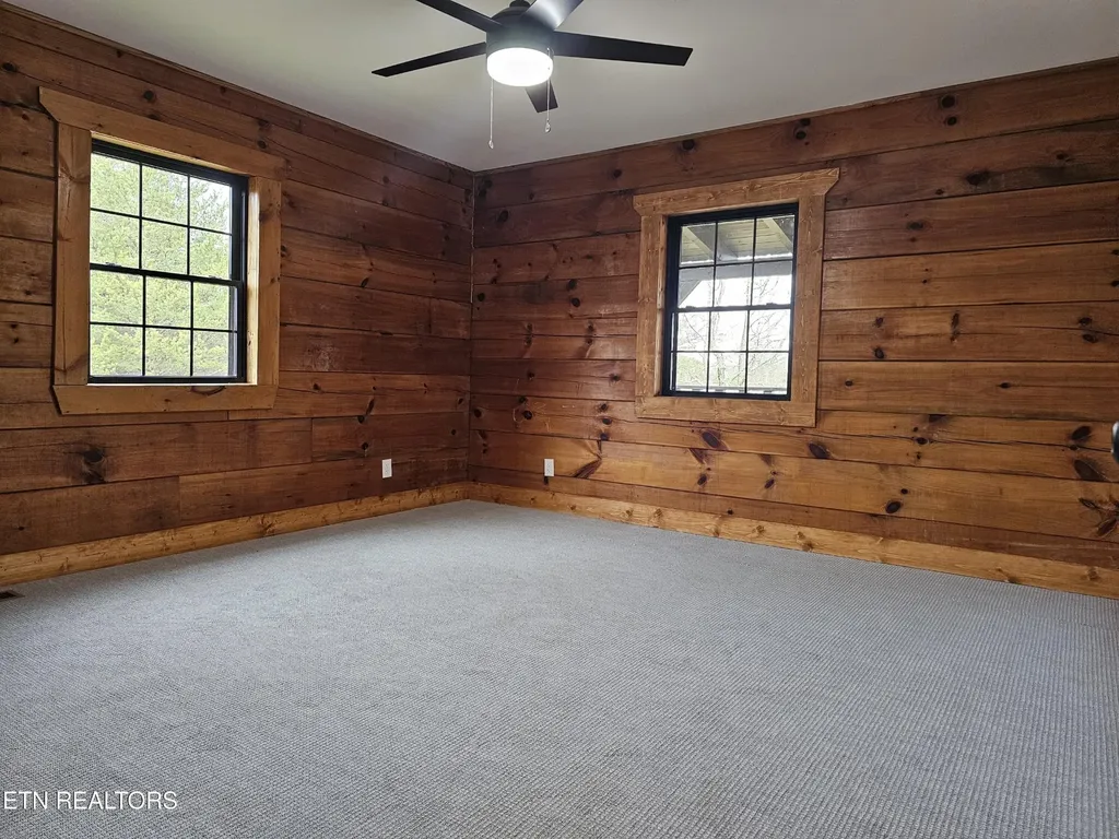 371 Plaza Drive Madisonville TN 37354