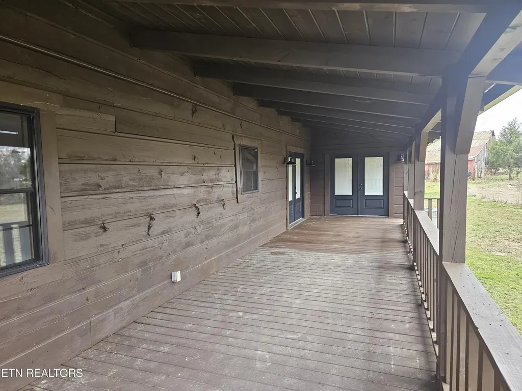 371 Plaza Drive Madisonville TN 37354
