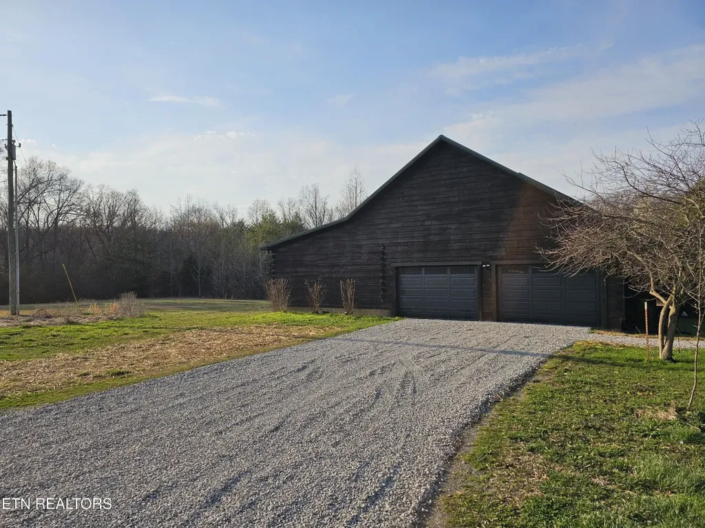 371 Plaza Drive Madisonville TN 37354