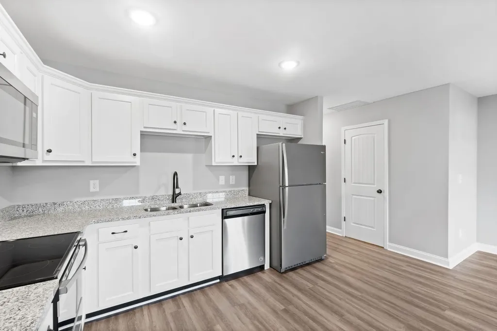 580 Heritage Pointe Drive Clarksville TN 37042