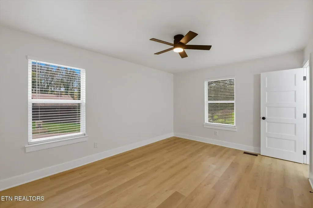 2001 Wayne Circle Maryville TN 37804