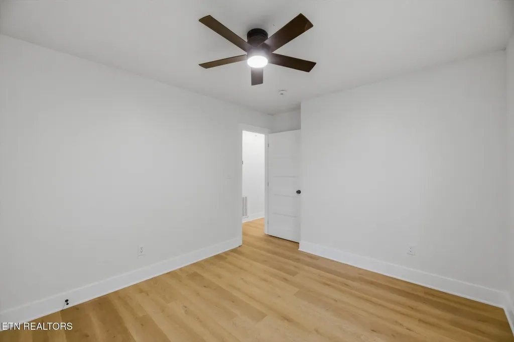 2001 Wayne Circle Maryville TN 37804