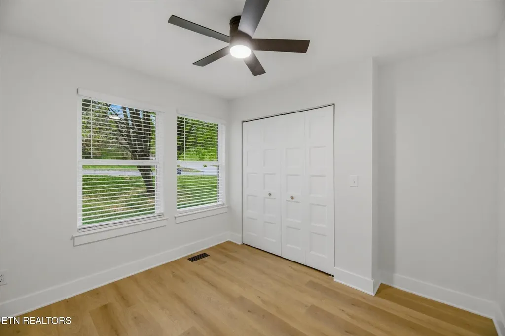 2001 Wayne Circle Maryville TN 37804