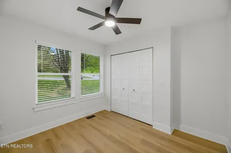 2001 Wayne Circle Maryville TN 37804