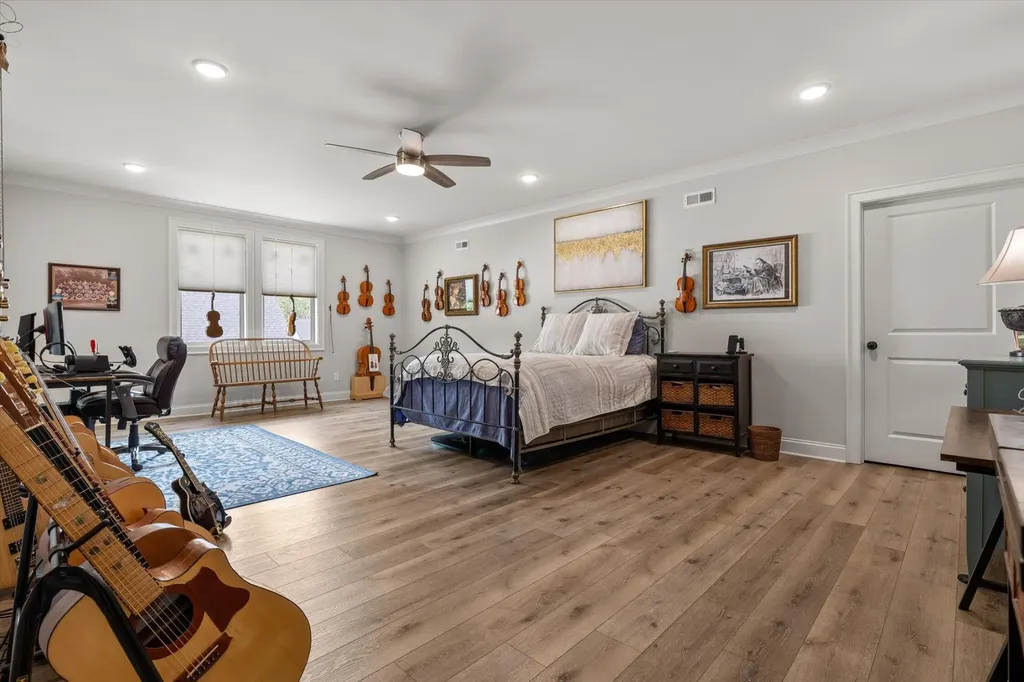 8635 Woodbury Acre Court Harrison TN 37341