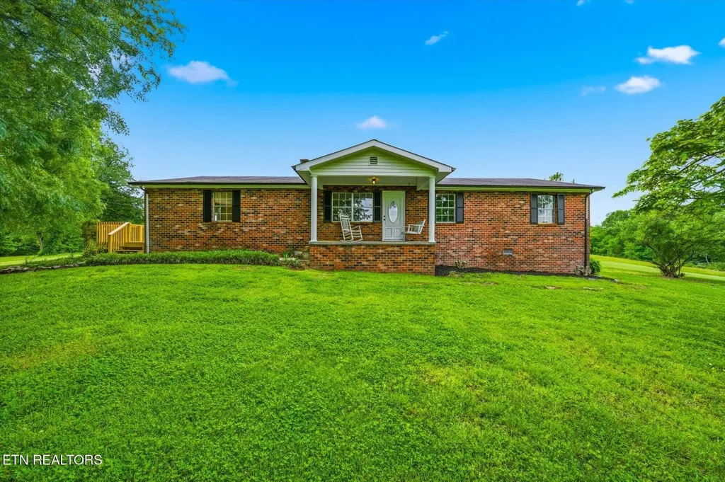 179 County Road 212 Athens TN 37303
