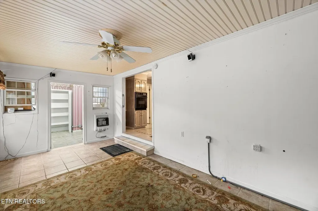 1756 County Road 700 Riceville TN 37370