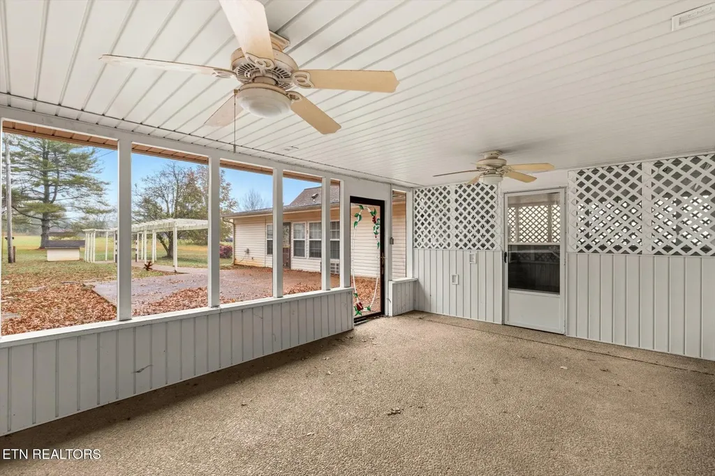 1756 County Road 700 Riceville TN 37370