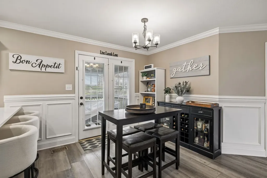 429 Crestwicke Court Clarksville TN 37043