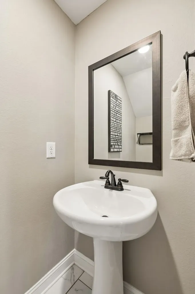 429 Crestwicke Court Clarksville TN 37043