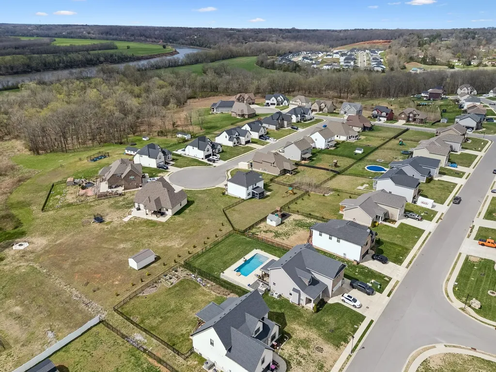 429 Crestwicke Court Clarksville TN 37043
