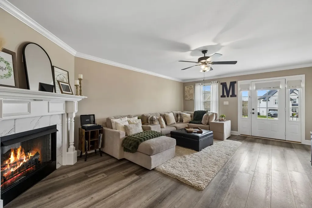 429 Crestwicke Court Clarksville TN 37043