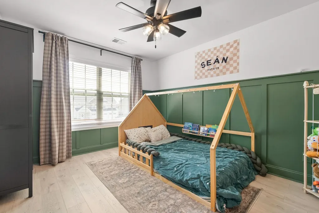 238 Cotoneaster Lane Clarksville TN 37043
