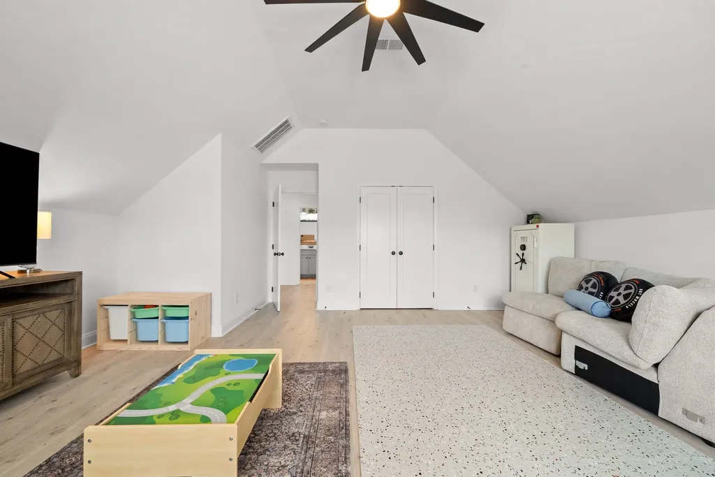 238 Cotoneaster Lane Clarksville TN 37043