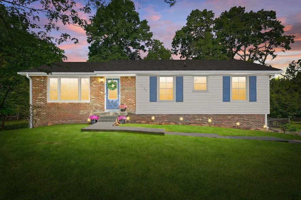 2222 Robin Drive Clarksville TN 37042