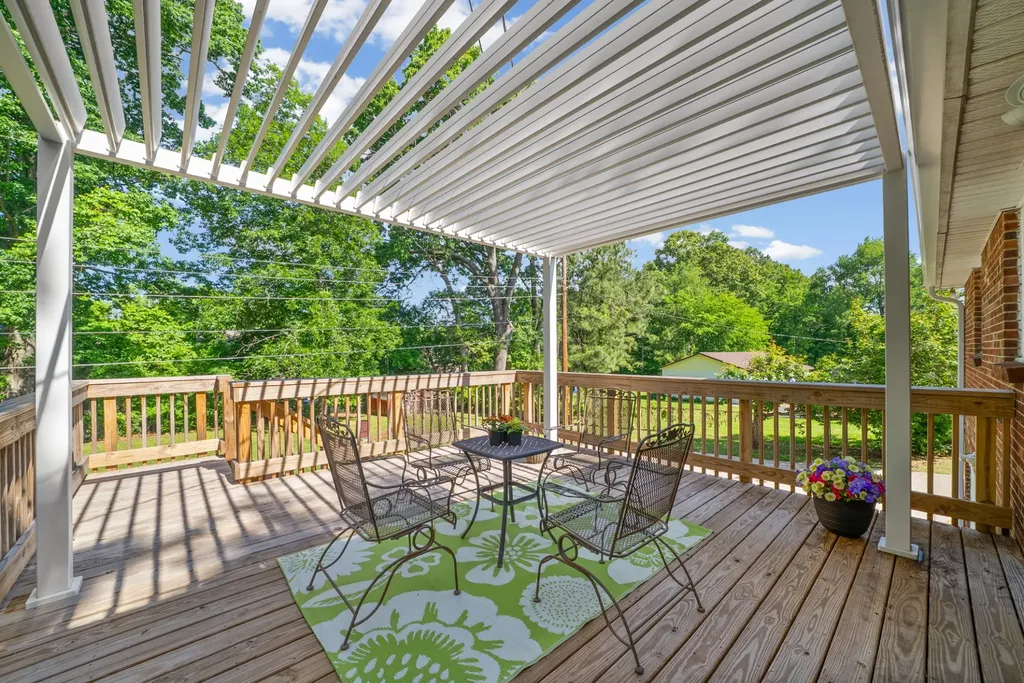 2222 Robin Drive Clarksville TN 37042