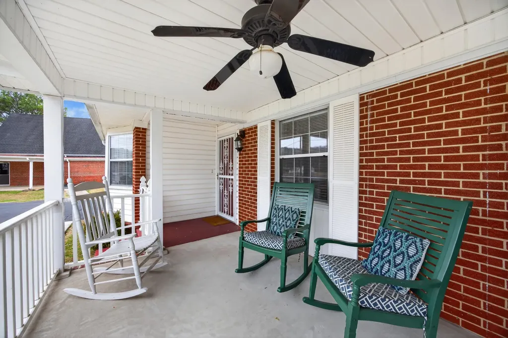 14923 Railroad Street Sale Creek TN 37373