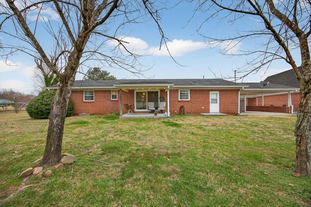 14923 Railroad Street Sale Creek TN 37373