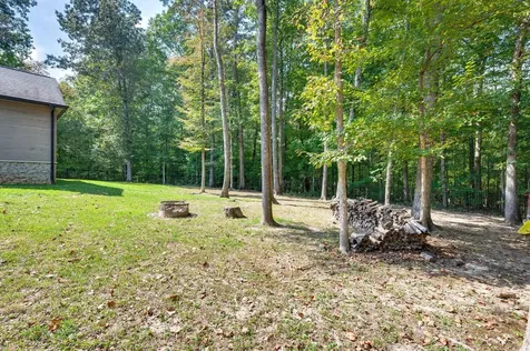1168 Johnny Hall Road Burns TN 37029