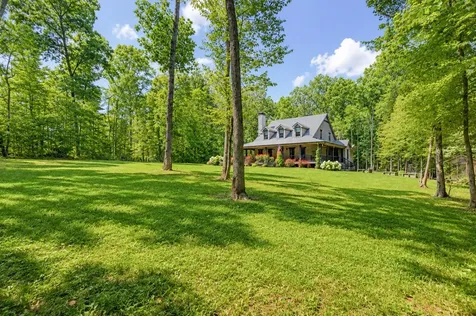 1168 Johnny Hall Road Burns TN 37029