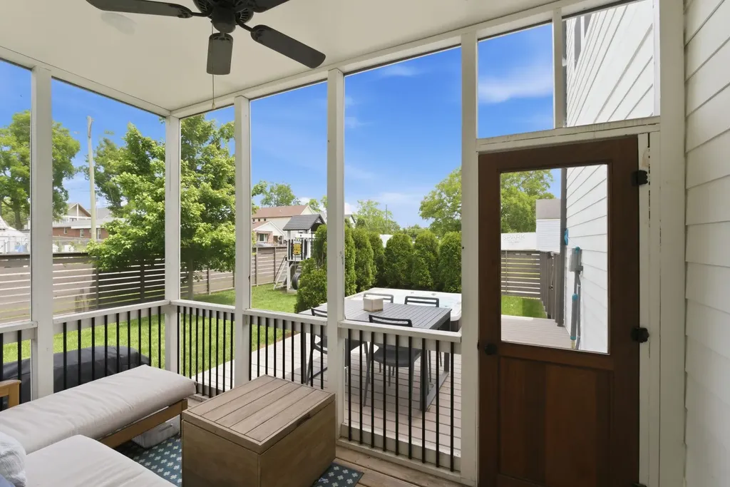 610 45th Ave, N Nashville TN 37209