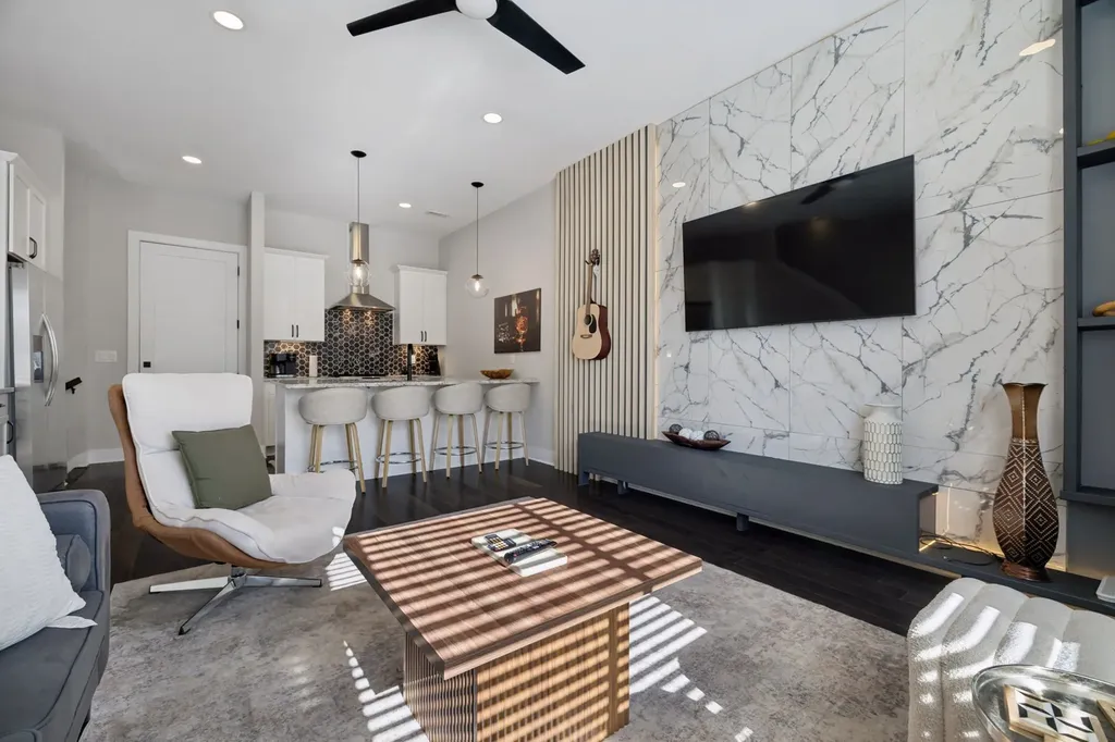 2127 Goodrich Avenue Nashville TN 37218