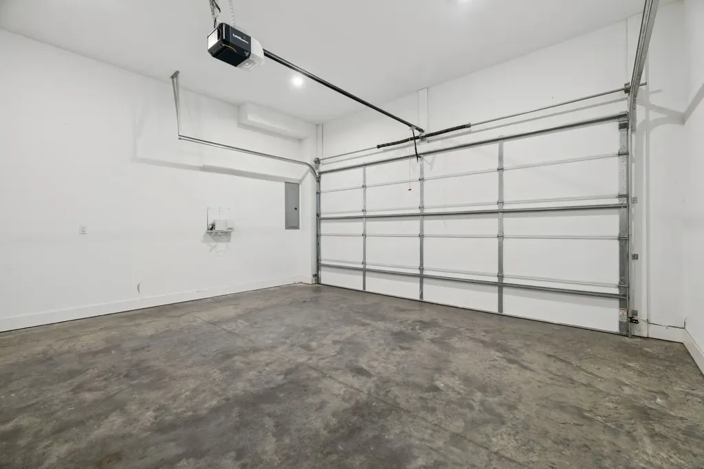 2127 Goodrich Avenue Nashville TN 37218