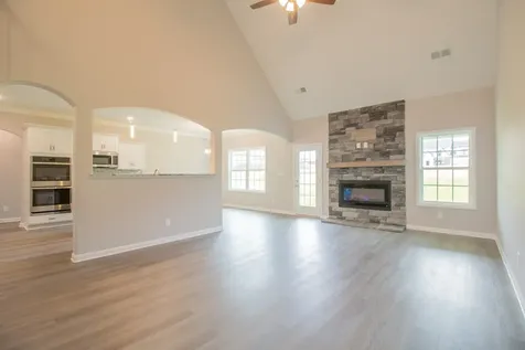 251 Bellshire Drive Clarksville TN 37043