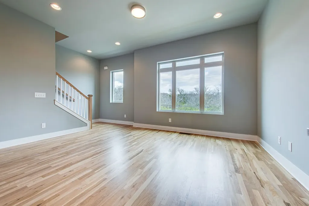 970 Youngs Lane Nashville TN 37207