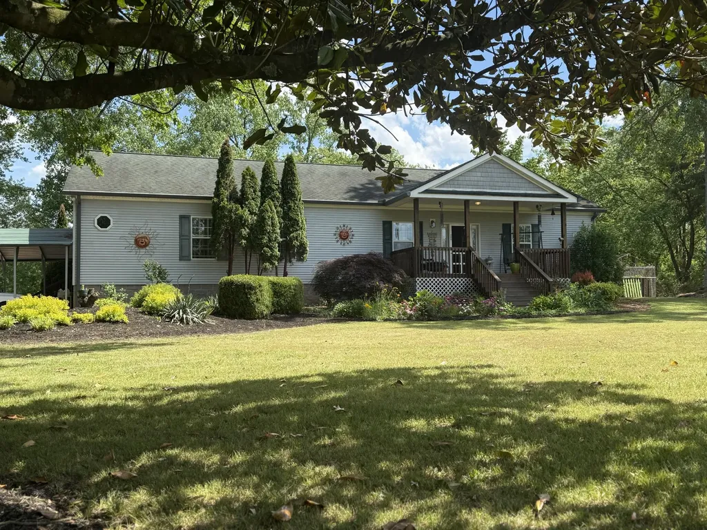 260 Willow Lane Hartsville TN 37074