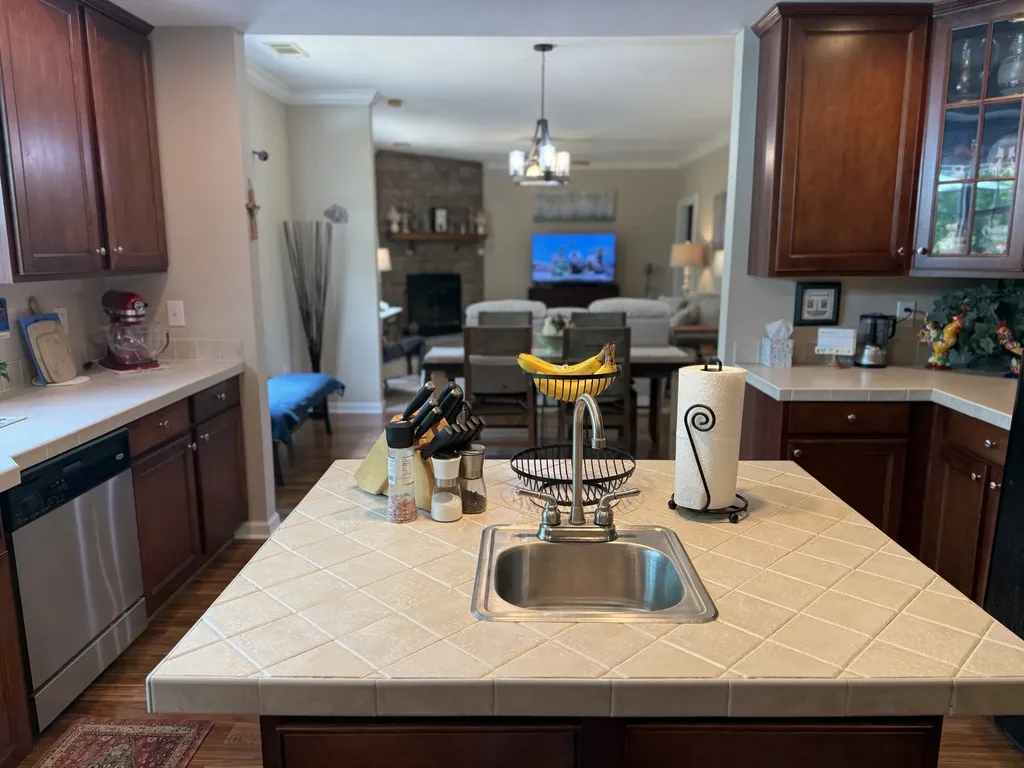 260 Willow Lane Hartsville TN 37074