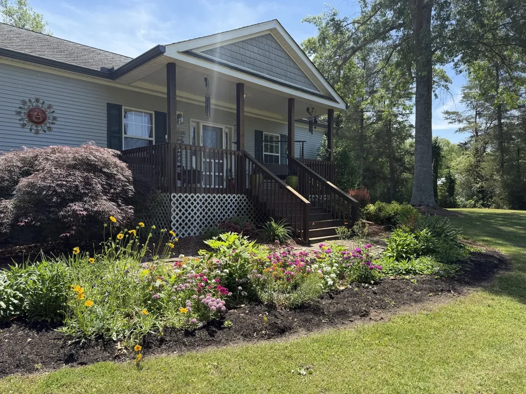 260 Willow Lane Hartsville TN 37074