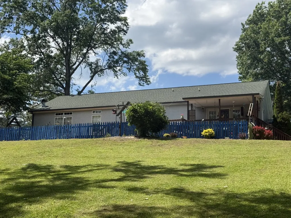 260 Willow Lane Hartsville TN 37074