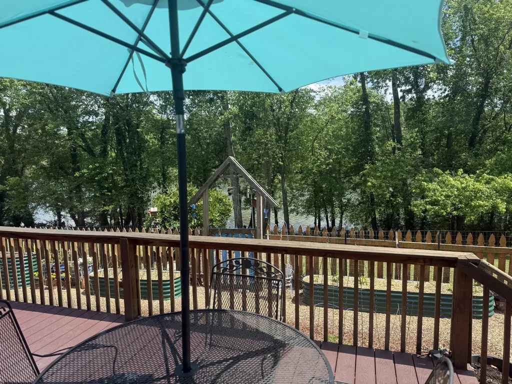 260 Willow Lane Hartsville TN 37074