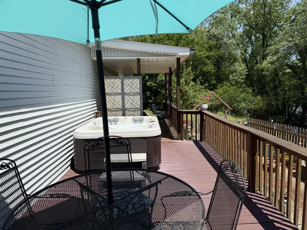 260 Willow Lane Hartsville TN 37074