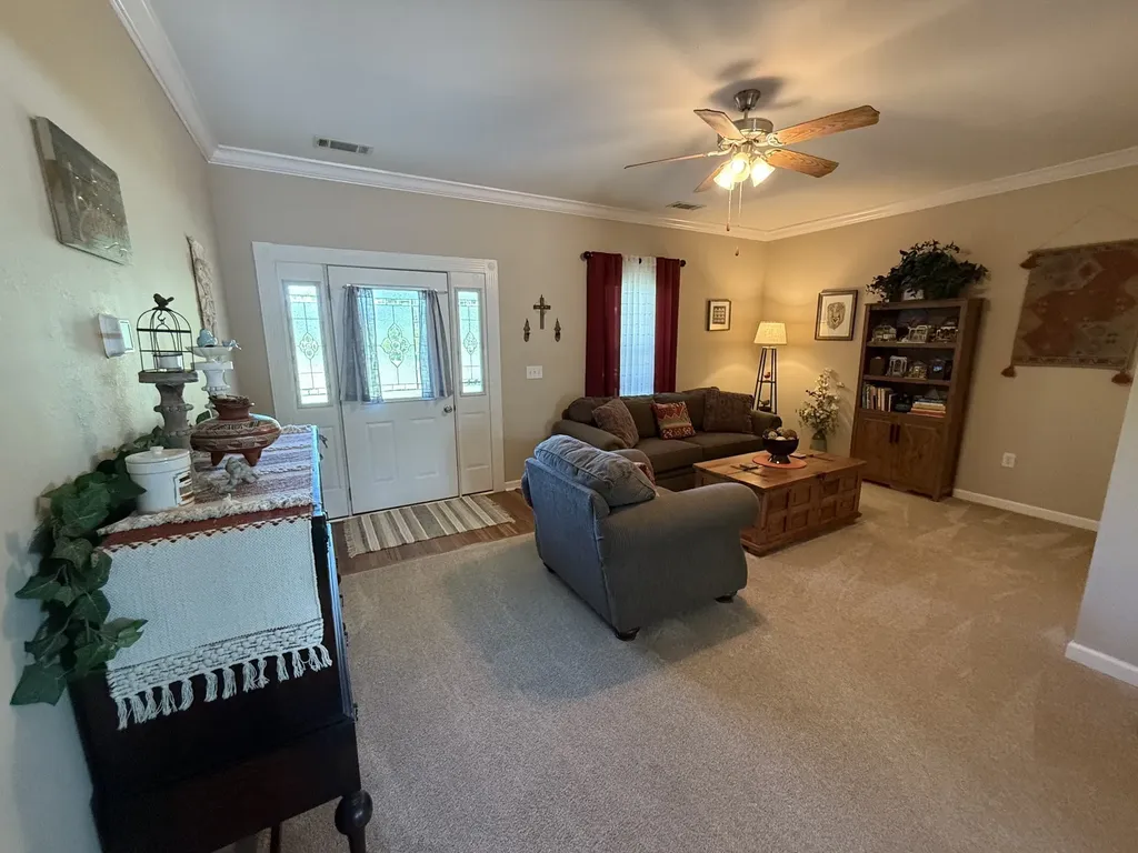 260 Willow Lane Hartsville TN 37074