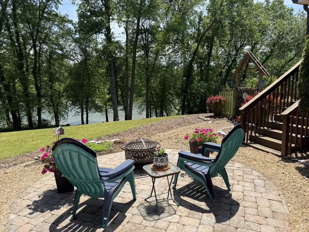 260 Willow Lane Hartsville TN 37074