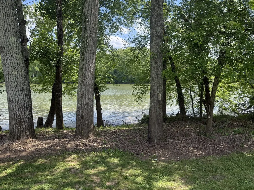 260 Willow Lane Hartsville TN 37074