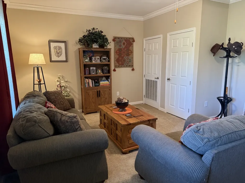 260 Willow Lane Hartsville TN 37074