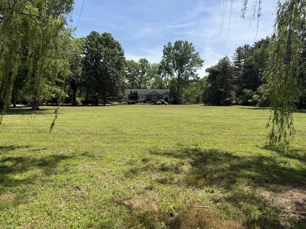 260 Willow Lane Hartsville TN 37074