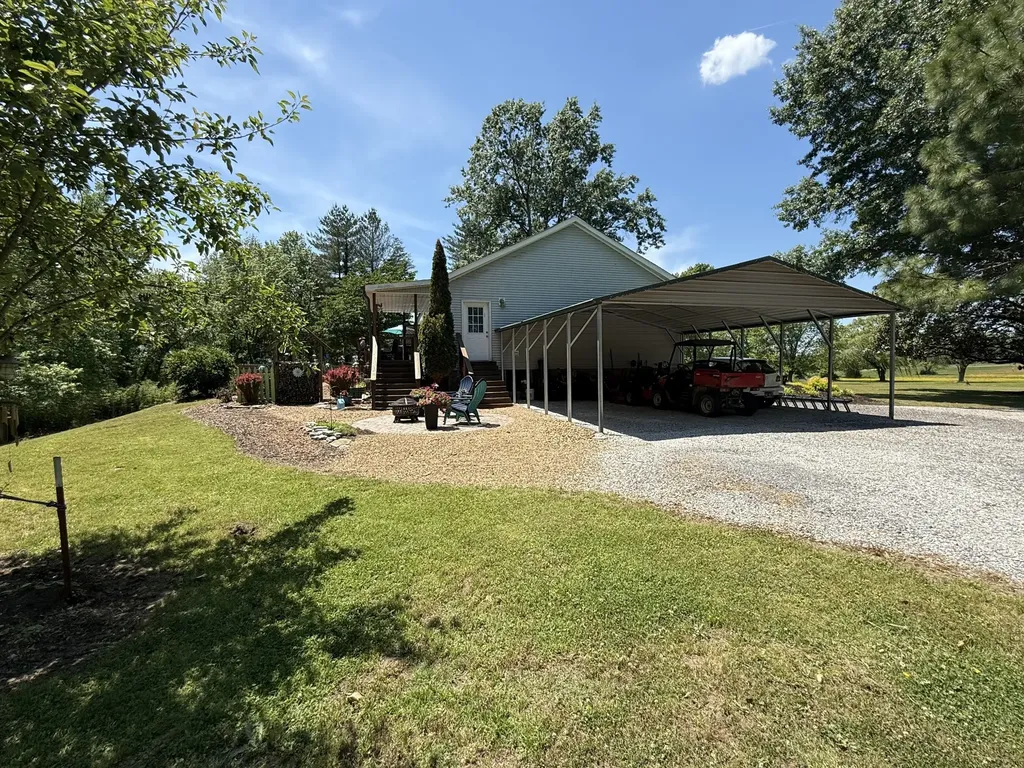 260 Willow Lane Hartsville TN 37074